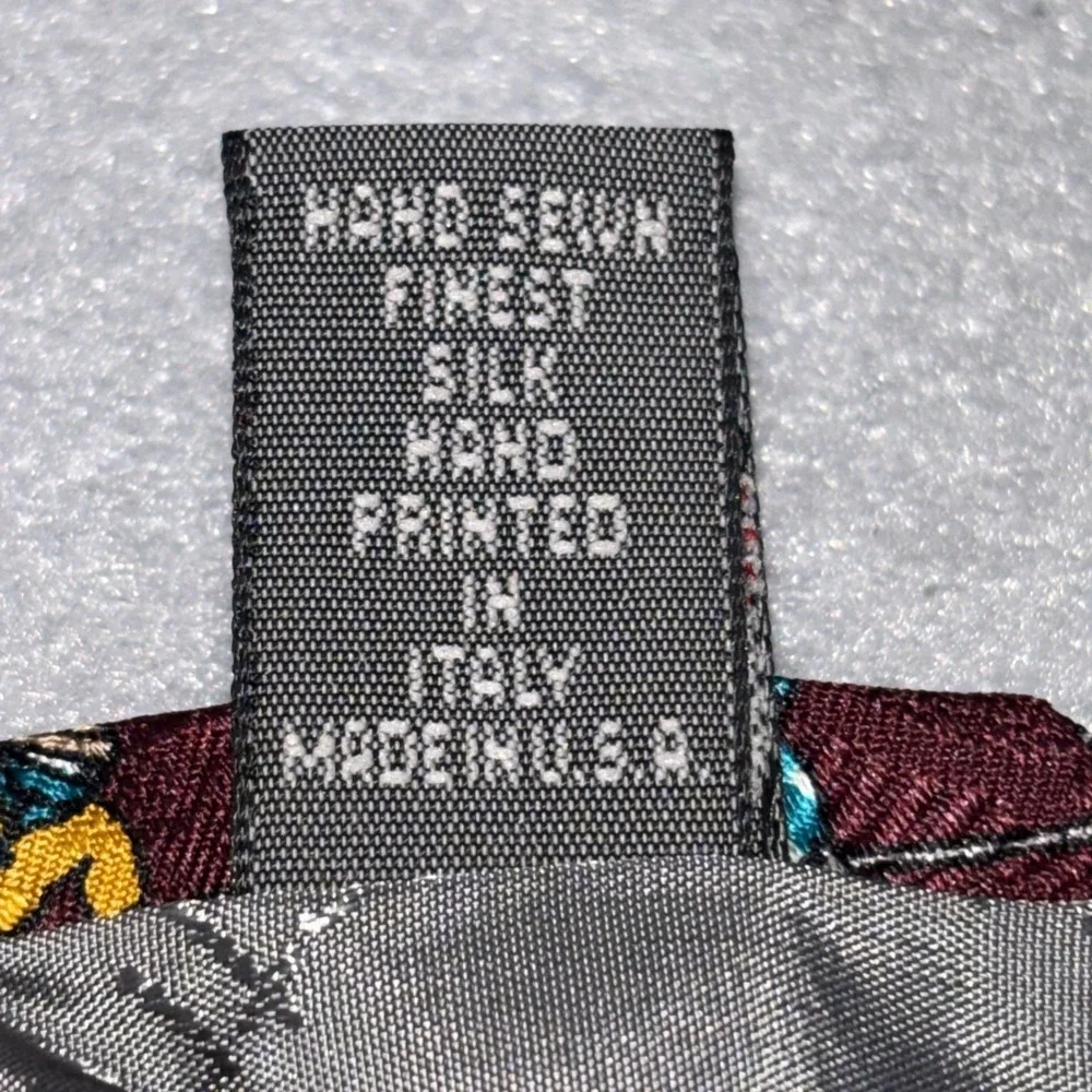 Robert‎ Talbott Men's 100% Silk Hand Sewn Neck Tie Snow Skier Winter EUC